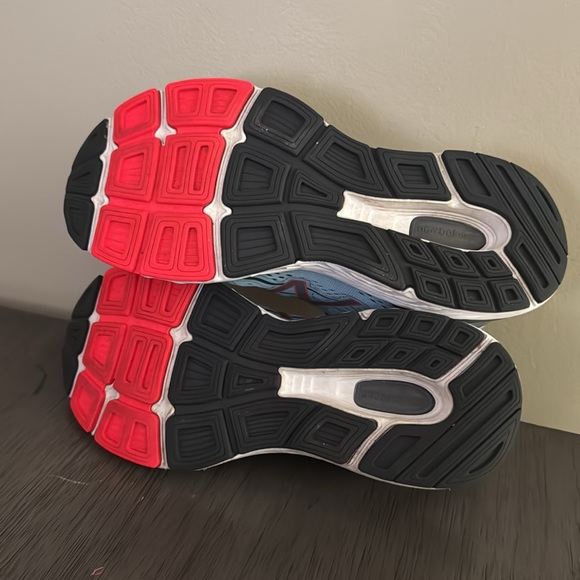 New Balance 680v5 Women's Clear Sky Running Shoes Size 9.5 - Picture 7 of 12